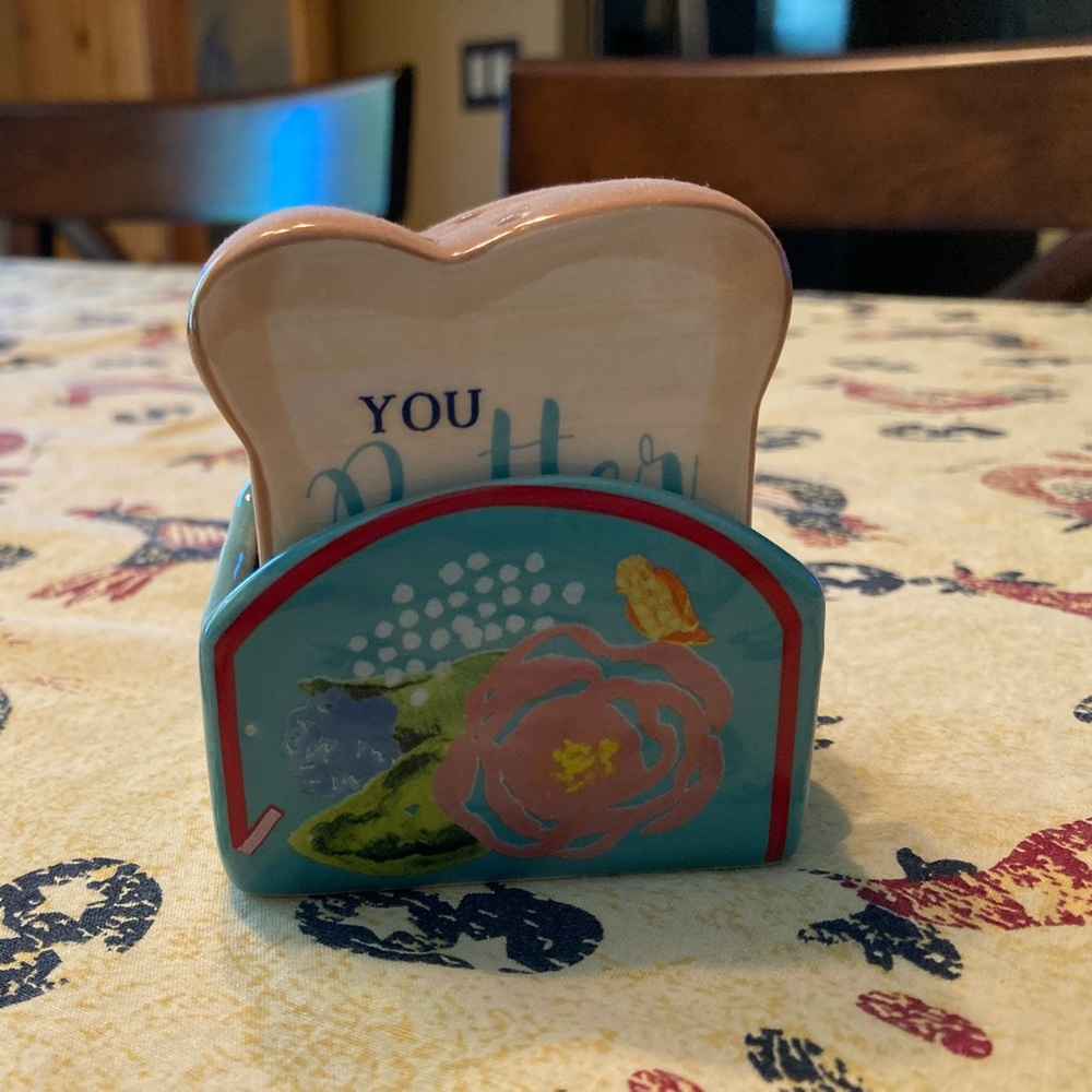 The Pioneer Woman Celia Toast/Toaster Salt and Pepper Shakers